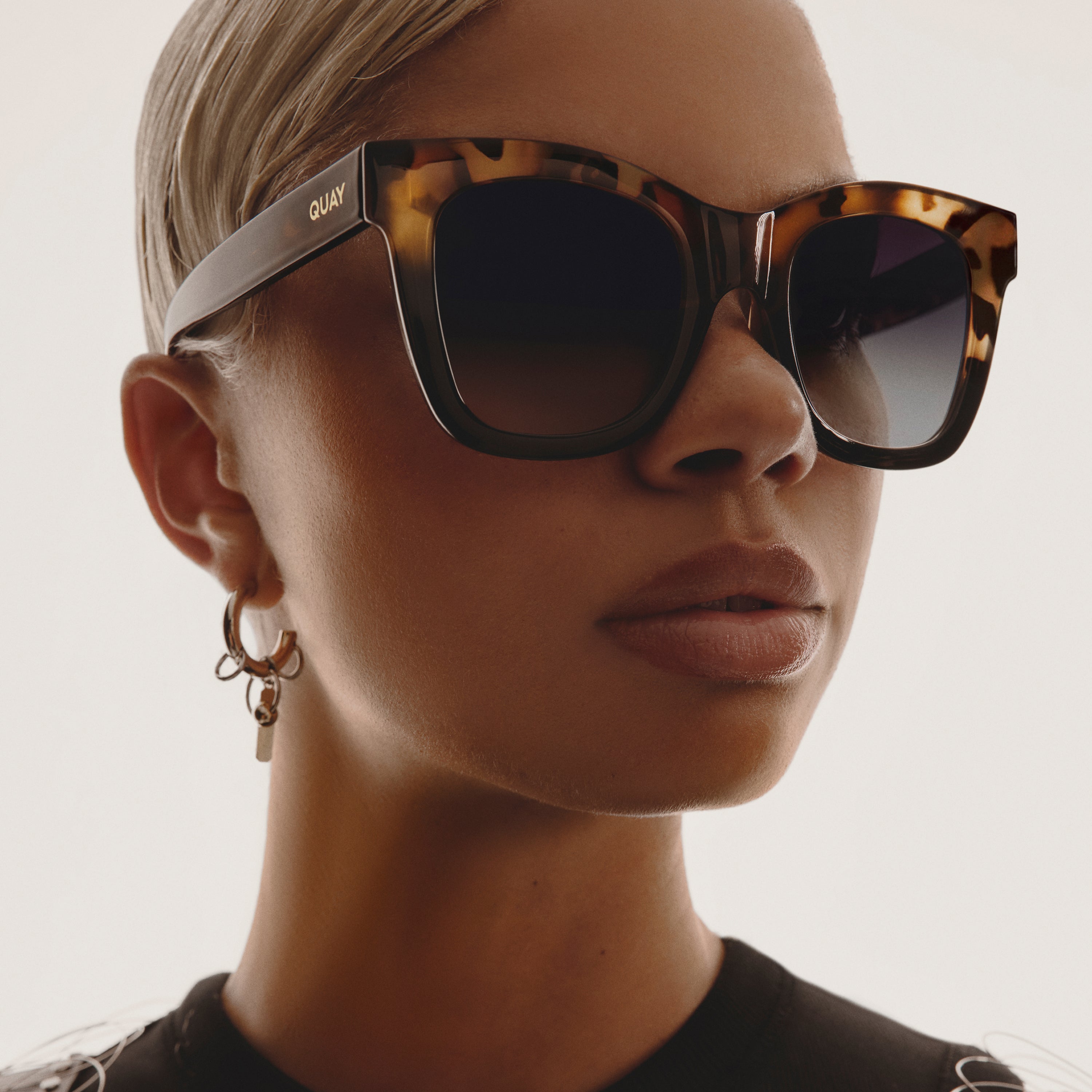 AFTER HOURS Large Square Sunglasses for Women – QUAY