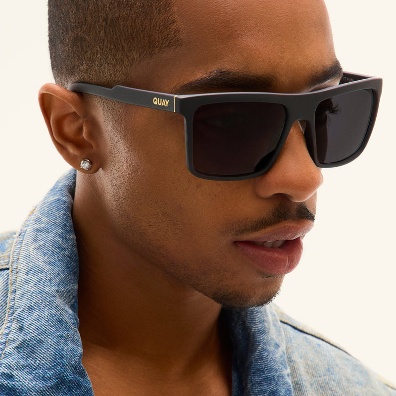 MATTE BLACKSMOKE POLARIZED MENS