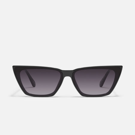 BLACK/SMOKE