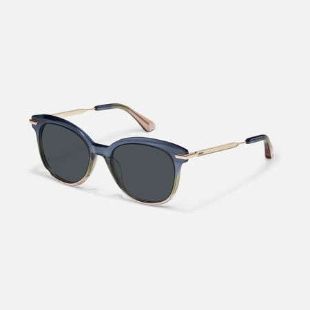 PENCIL ME IN PRX sunglasses lens model shot