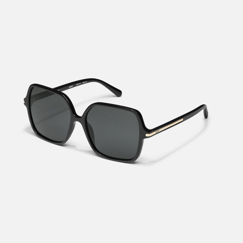 BLACK/SMOKE